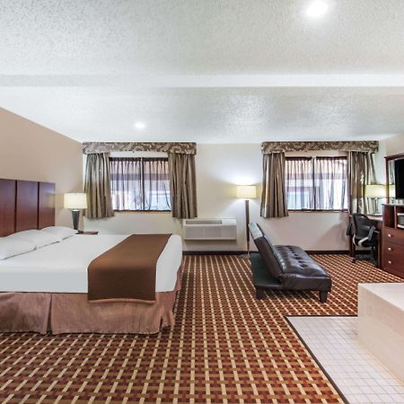 Super 8 By Wyndham Harlingen Tx Ξενοδοχείο Εξωτερικό φωτογραφία