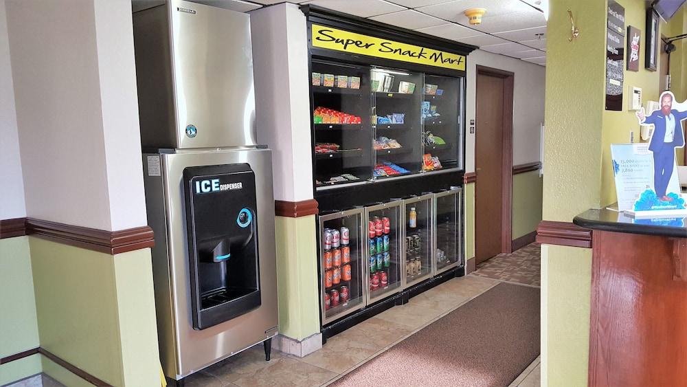 Super 8 By Wyndham Harlingen Tx Ξενοδοχείο Εξωτερικό φωτογραφία